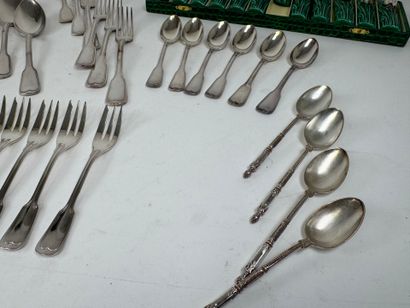 Part of a silver-plated table set, net pattern,...