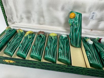 Part of a silver-plated table set, net pattern,...