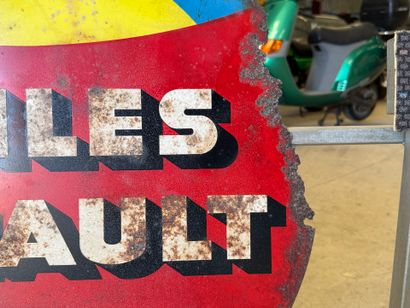 HUILES RENAULT. Circular advertising plate...