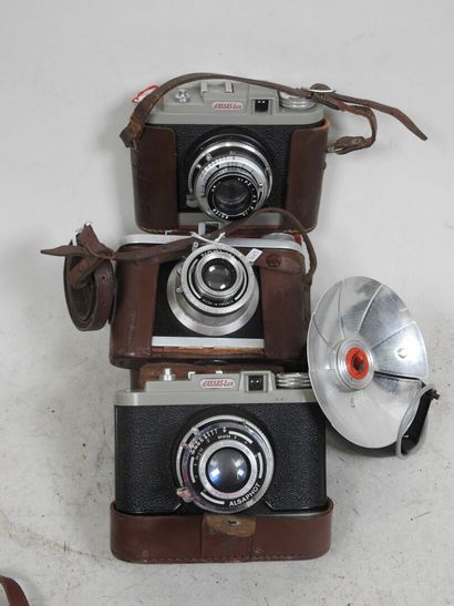 Set of eight cameras, including several ALSAPHOT...
