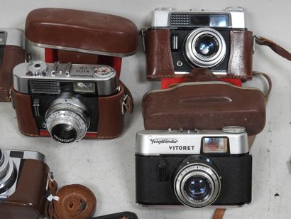 Set of six VOIGTLÄNDER cameras, including...