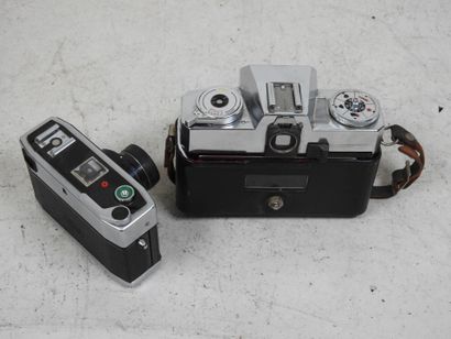 Set of five ZEISS IKON cameras: 
- an IKONTA...