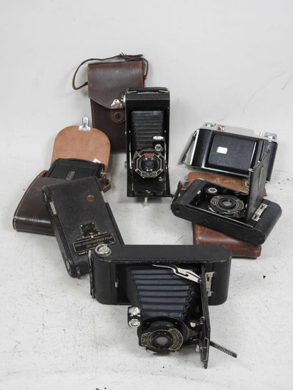 Set of six KODAK bellows cameras including...
