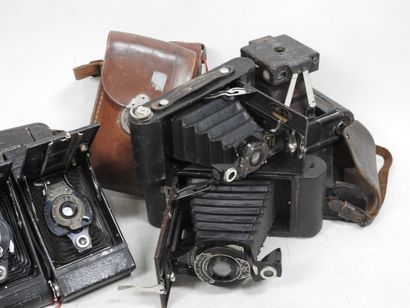 Set of ten KODAK cameras. 
(poor technical...