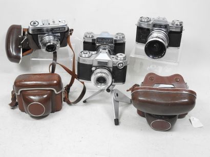 Set of six ZEISS IKON cameras including :
-...