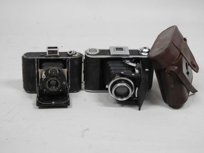 Set of six KINAX cameras including KINAX...