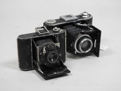 Set of six KINAX cameras including KINAX...
