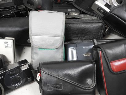 Set of around thirty Compact and miscellaneous...