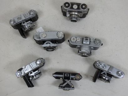 Set of six KODAK cameras including :
- KODAK...