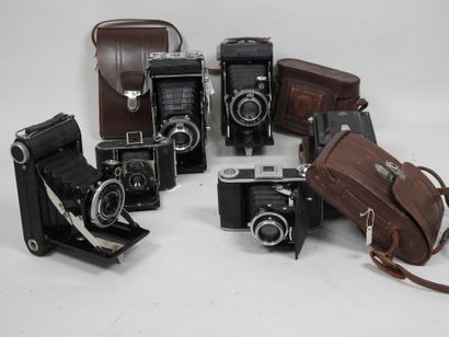 Set of six KINAX cameras including KINAX...