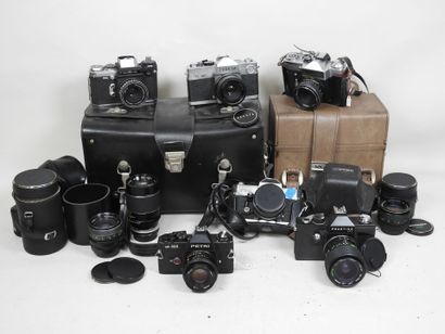Set of six miscellaneous cameras: 
- PRAKTICA...