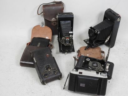 Set of six KODAK bellows cameras including...