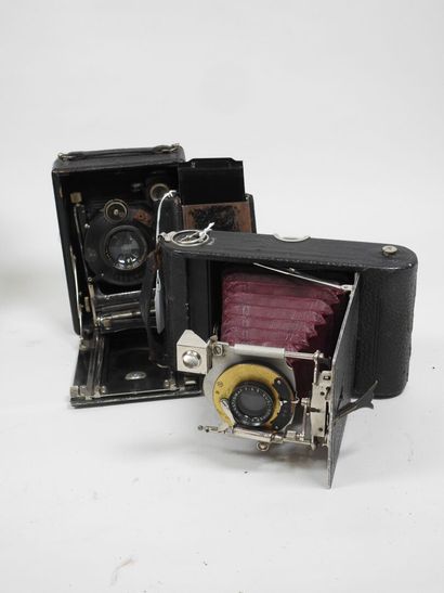 Set of five small 9 x 12 photographic chambers...