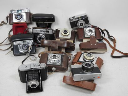 Set of a dozen DACORA cameras of various...