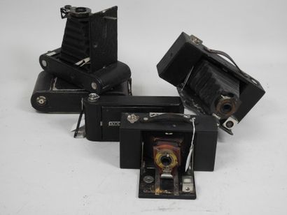 Set of four KODAK cameras including a N°2...