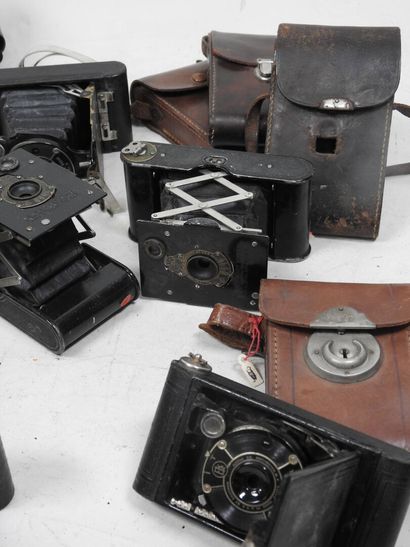 Set of ten KODAK cameras, including 