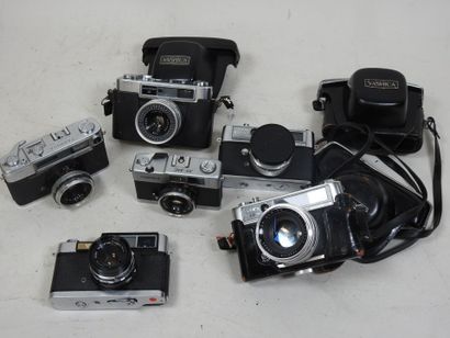 Set of six YASHICA cameras including : 
-...