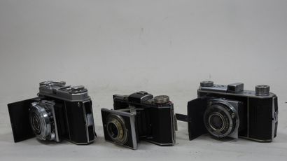 Set of six KODAK cameras including :
- KODAK...