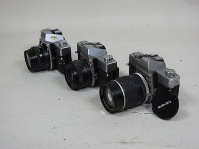 Set of six MINOLTA cameras with lenses: 
-...