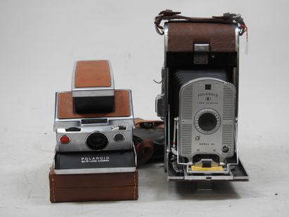 Set of six Polaroid cameras:
- Polaroid Land...