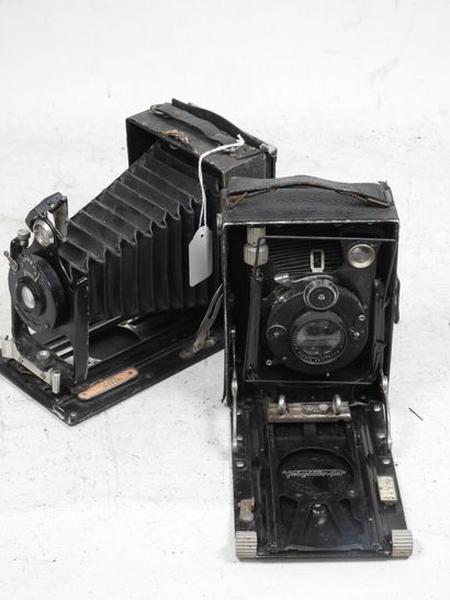 Set of five small 9 x 12 photographic chambers...