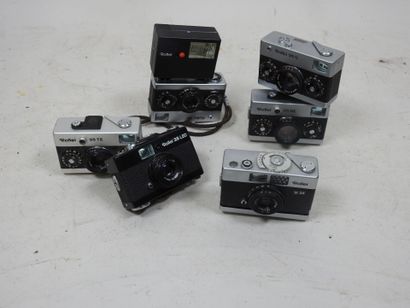 Set of six ROLLEI cameras including:
- ROLLEI...
