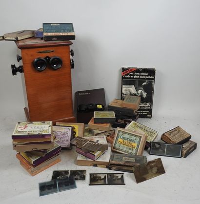 Set of photographic equipment, including...