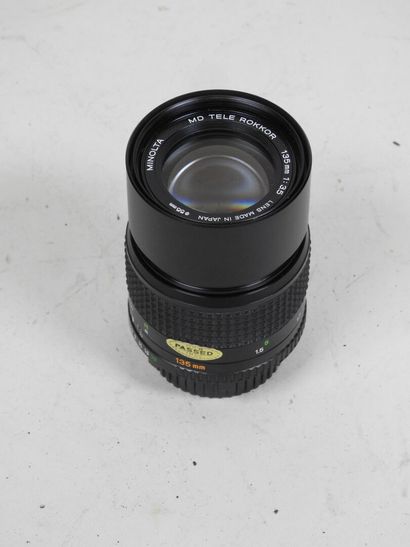 Set of six MINOLTA cameras with lenses: 
-...