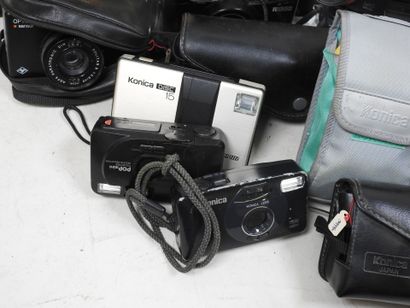 Set of around thirty Compact and miscellaneous...