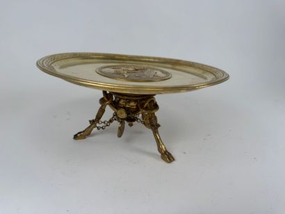 Surtout de table ou coupe tripode sur pied...