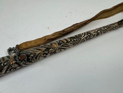 Cravache en métal et métal doré et cuir à...