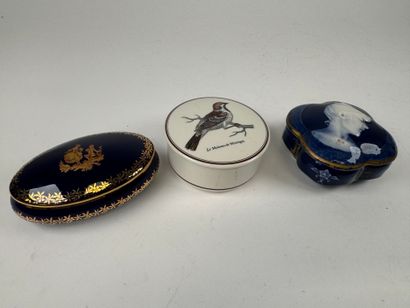 VILLEROY & BOCH. small circular bonbonnière...
