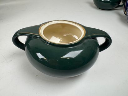 Polychrome porcelain and earthenware set...