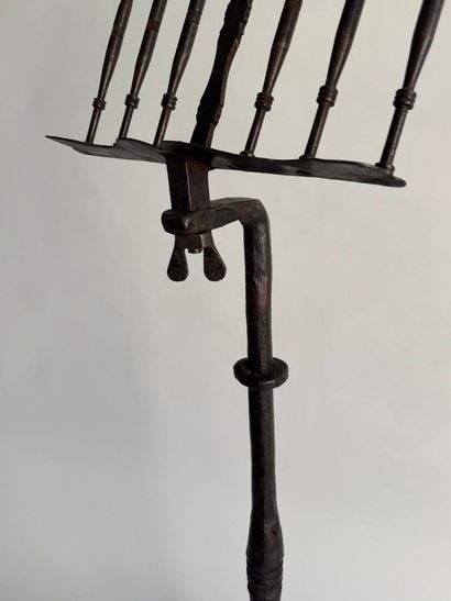 Lectern in hammered and wrought iron with...