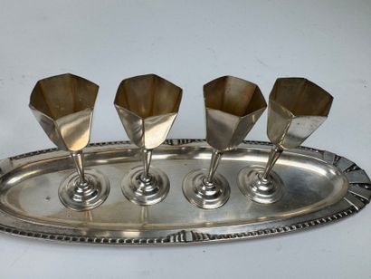 Silver-plated lot comprising: - a circular...