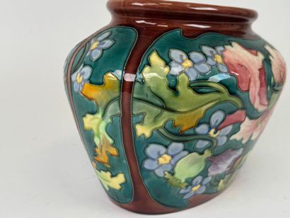 LONGCHAMP.
Large polychrome ceramic jardiniere...