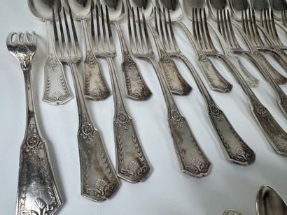 Set of silver-plated cutlery including: -...