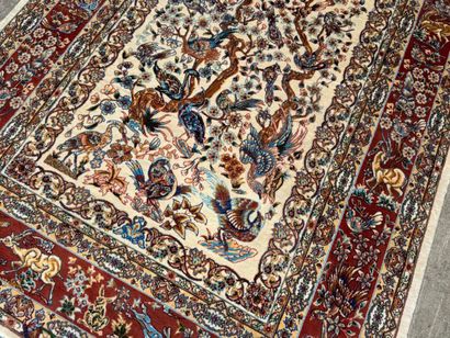 GHOUM, Iran.
Pure polychrome handmade silk...