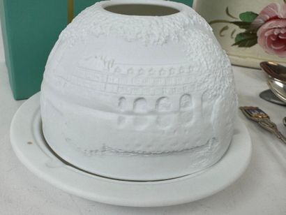 BERNARDAUD Limoges -
Bisque candle-holder...