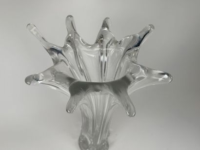 Large free-form crystal vase.
H. 60 cm.