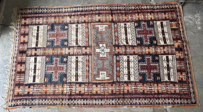 MOROCCO, 20th century. 
Hand-woven polychrome...