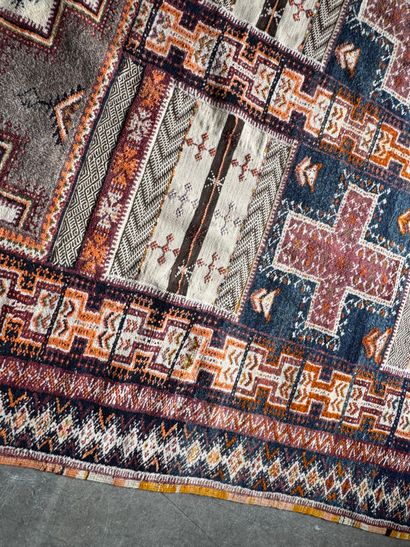 MOROCCO, 20th century. 
Hand-woven polychrome...