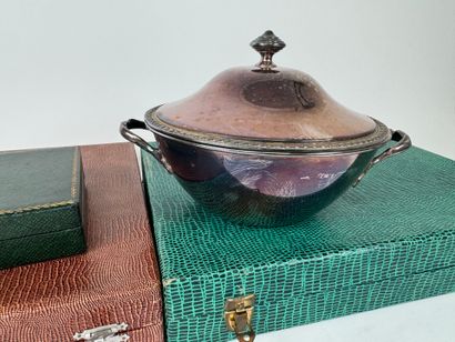 Two silver-plated menagères, each with :
-...