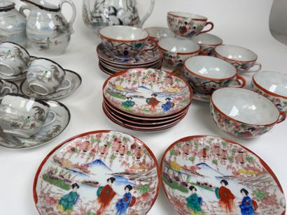ASIA, 20th century.
Polychrome enameled porcelain...