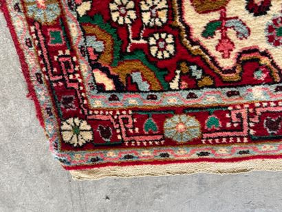 IRAN, Zandjan. 
Polychrome wool and silk...