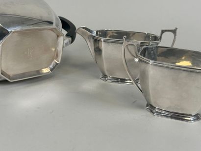 Coffee or tea service in silver-plated metal...