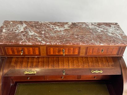 Cylinder desk in veneer and chevron inlay,...