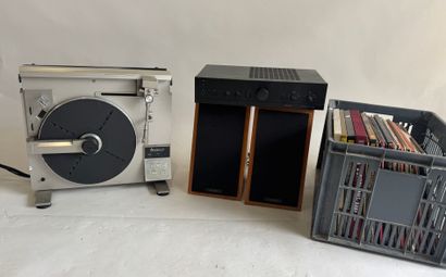MITSUBISHI. 
LT5V turntable with PROTON amplifier...
