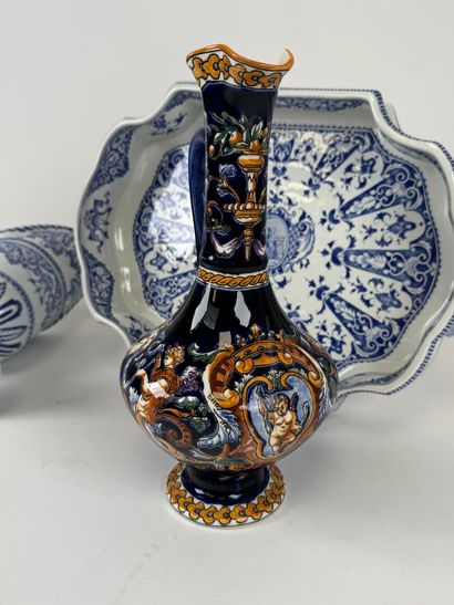 GIEN.
Polychrome earthenware set including...