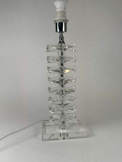 Crystal lamp, rectangular base, stylized...